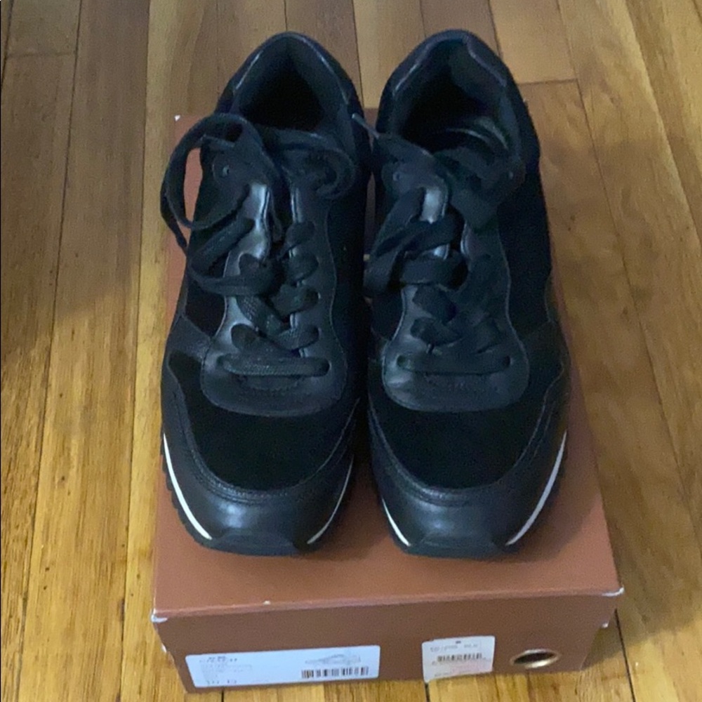 Coach Carter Runner Leather Sneakers